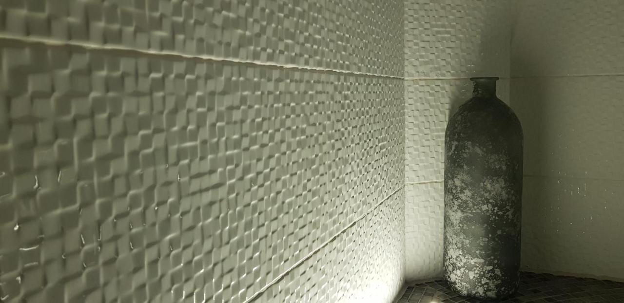 Apartment Plaza: Private Retreat With Luxury Amenities *